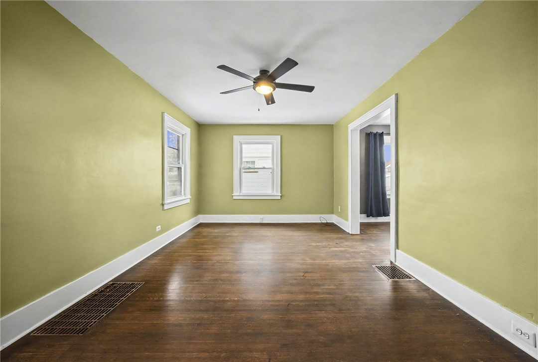 324 Marlborough Road Rochester, NY 14619 - Photo 12 of 50