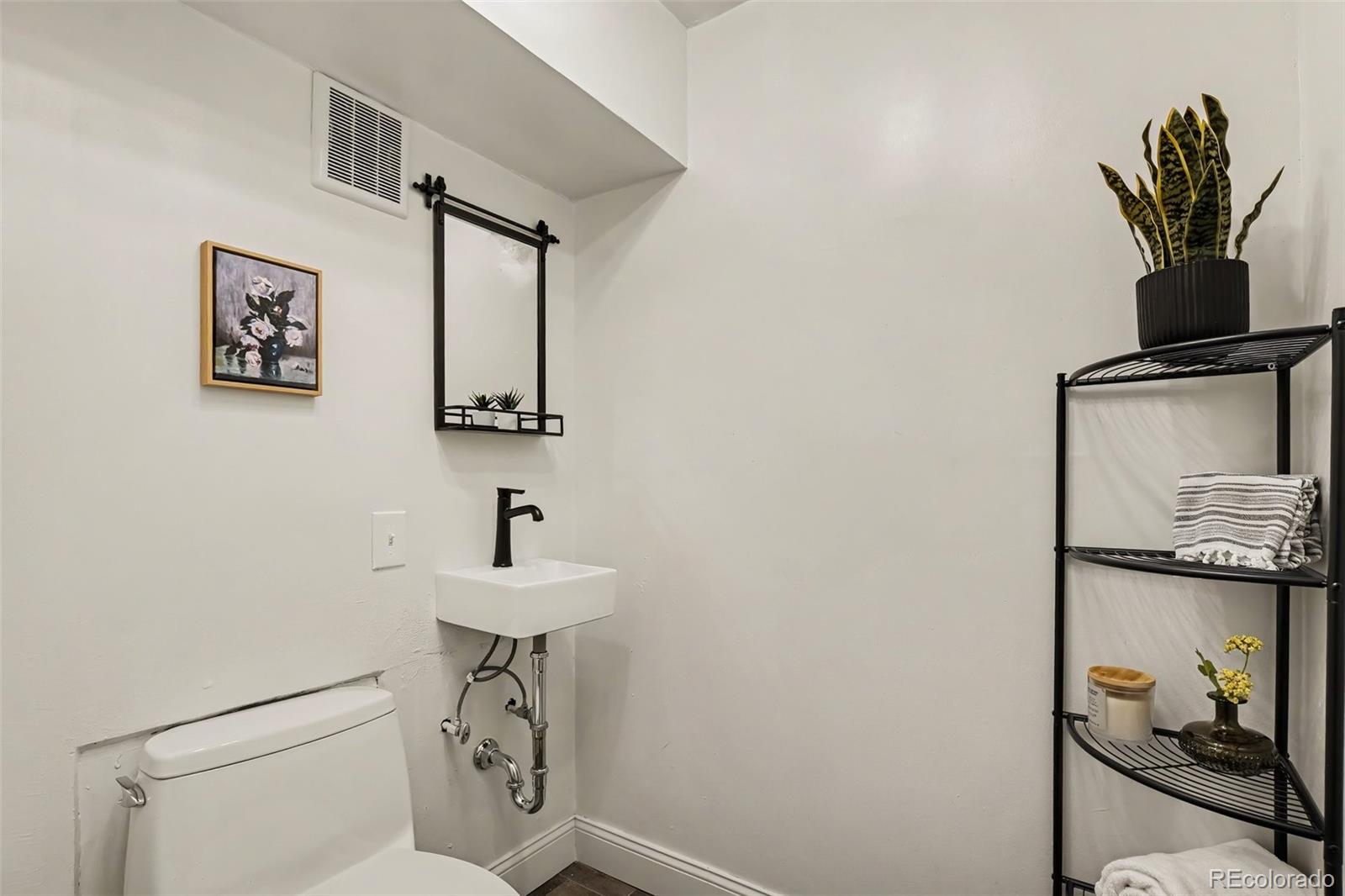 6910 Ruth Way Denver, CO 80221 - Photo 28 of 44 Gallery Image 28