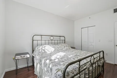 $259,500 | 533 Northeast 3rd Avenue, Unit 321, Fort Lauderdale, FL 33301