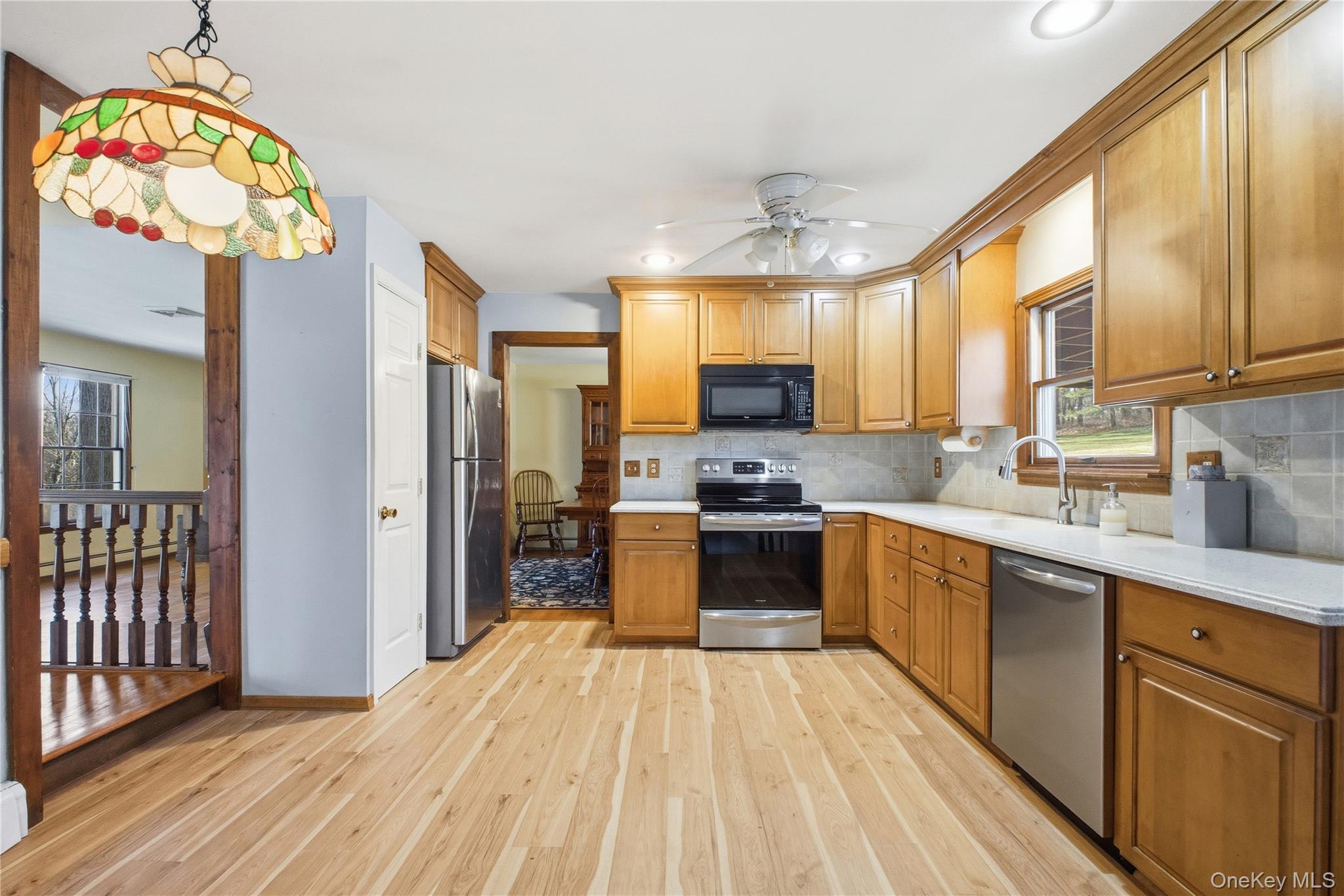 63 Farview Road Carmel, NY 10512 - Photo 5 of 38