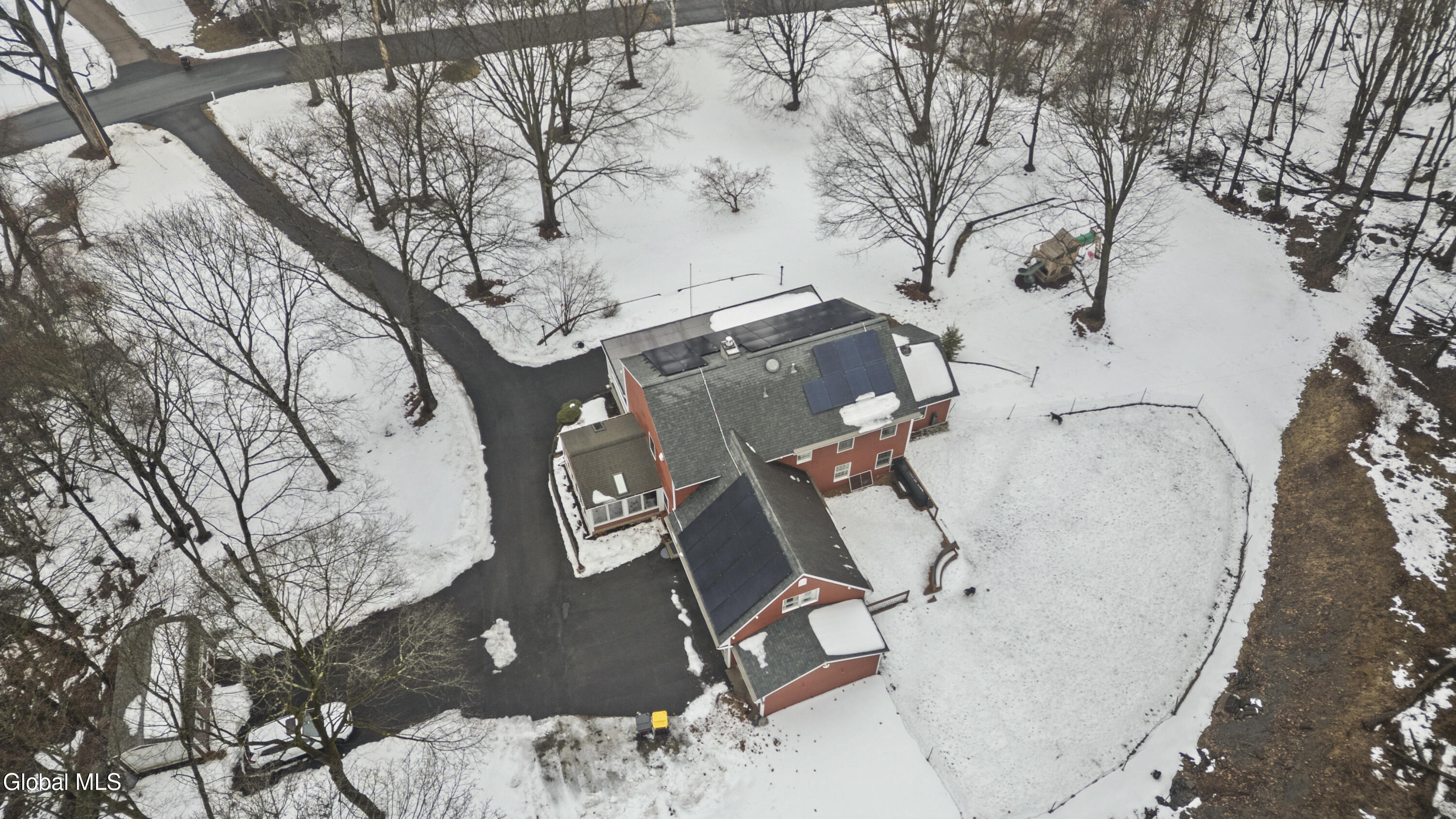 36 Oriel Lane Rensselaer, NY 12144 - Photo 28 of 30 Air Yard 2