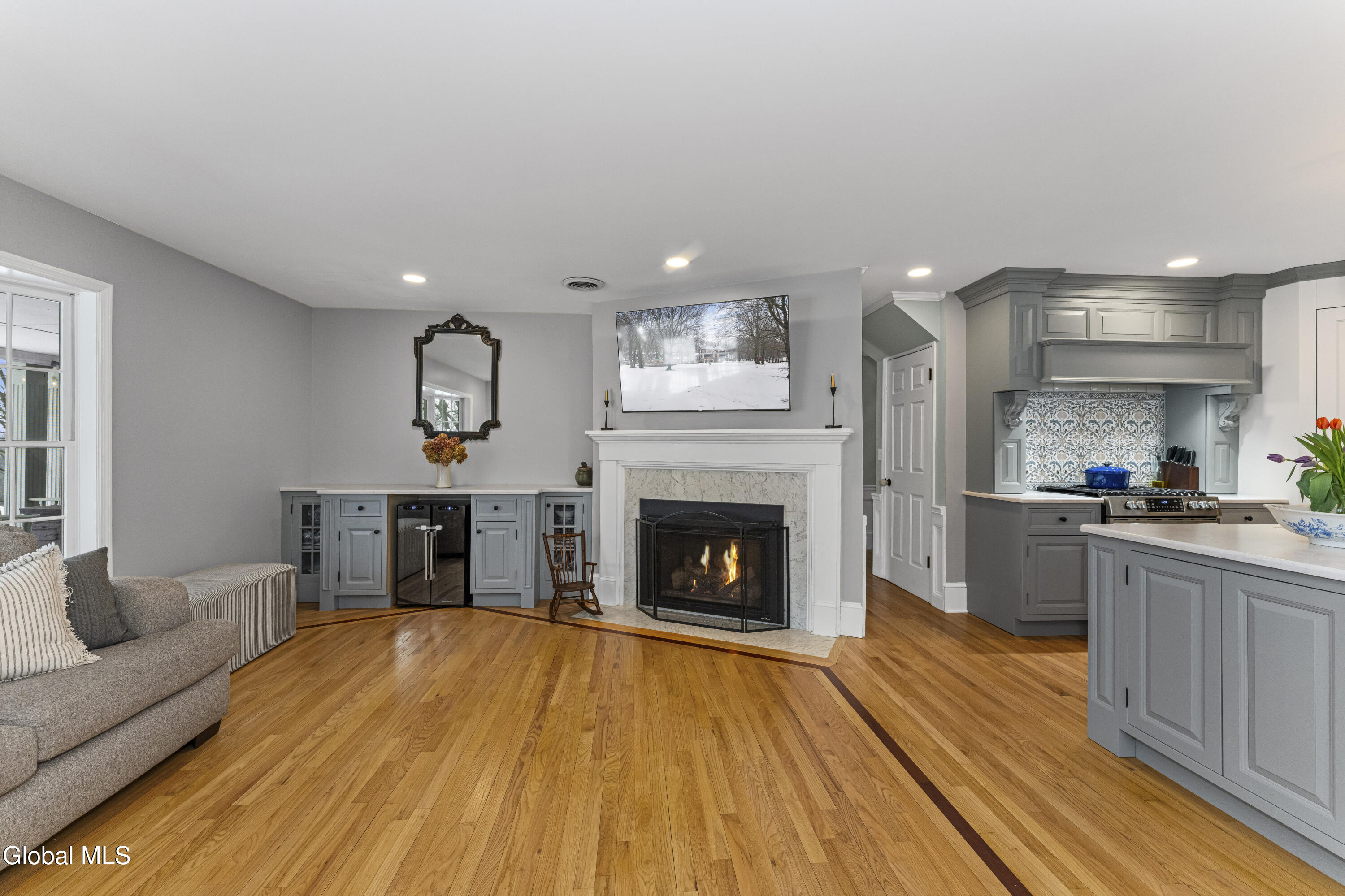 36 Oriel Lane Rensselaer, NY 12144 - Photo 9 of 30 6 Familyroom 3