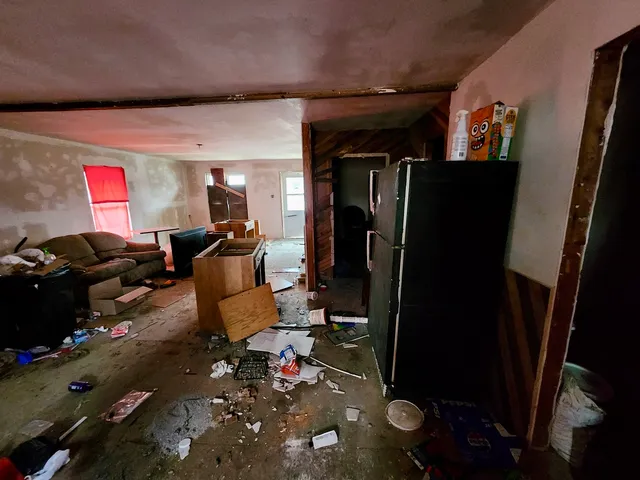 $6,000 | 1010 East Adams Street, Taylorville, IL 62568