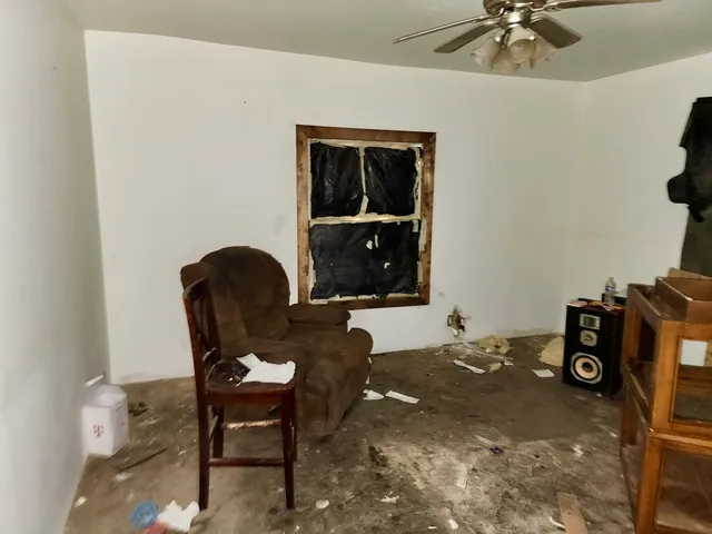 $6,000 | 1010 East Adams Street, Taylorville, IL 62568