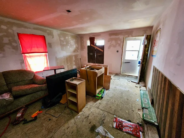 $6,000 | 1010 East Adams Street, Taylorville, IL 62568