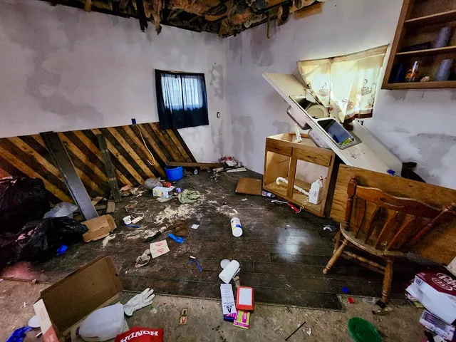 $6,000 | 1010 East Adams Street, Taylorville, IL 62568