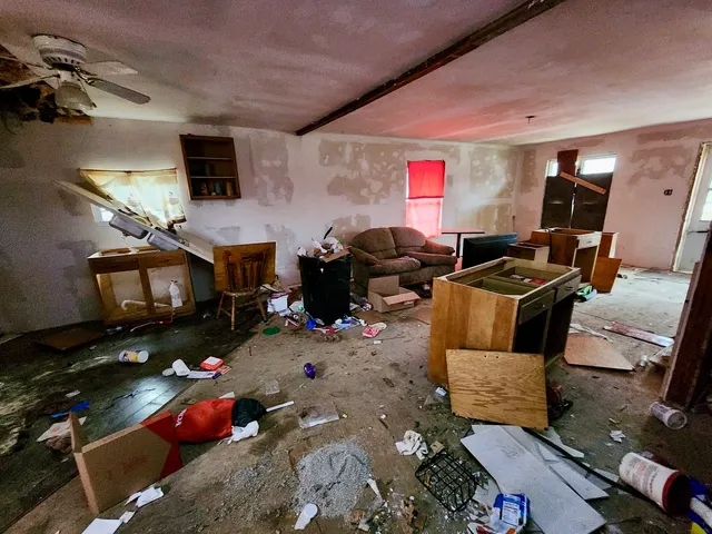 $6,000 | 1010 East Adams Street, Taylorville, IL 62568