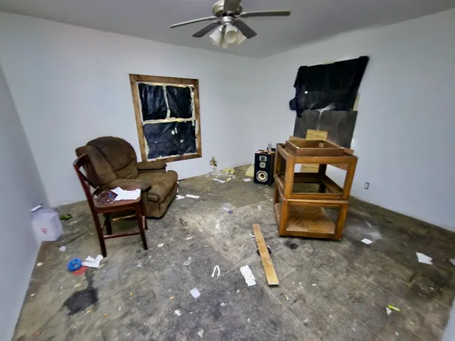 $6,000 | 1010 East Adams Street, Taylorville, IL 62568