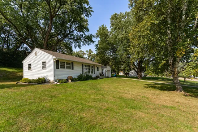 $250,000 | 2441 22nd Avenue Southeast, Rochester, MN 55904