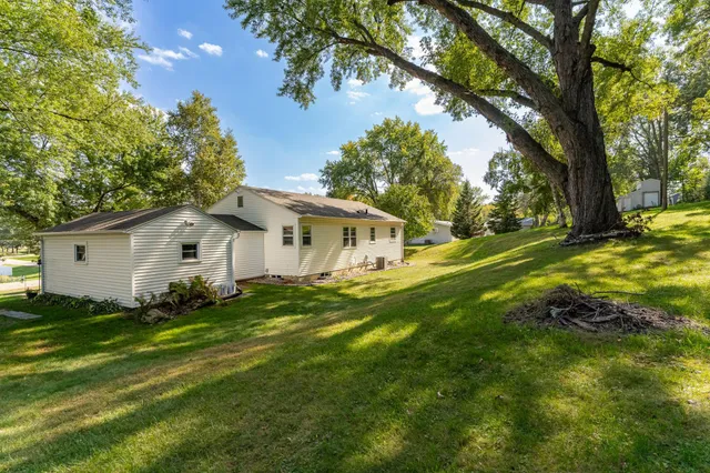 $250,000 | 2441 22nd Avenue Southeast, Rochester, MN 55904