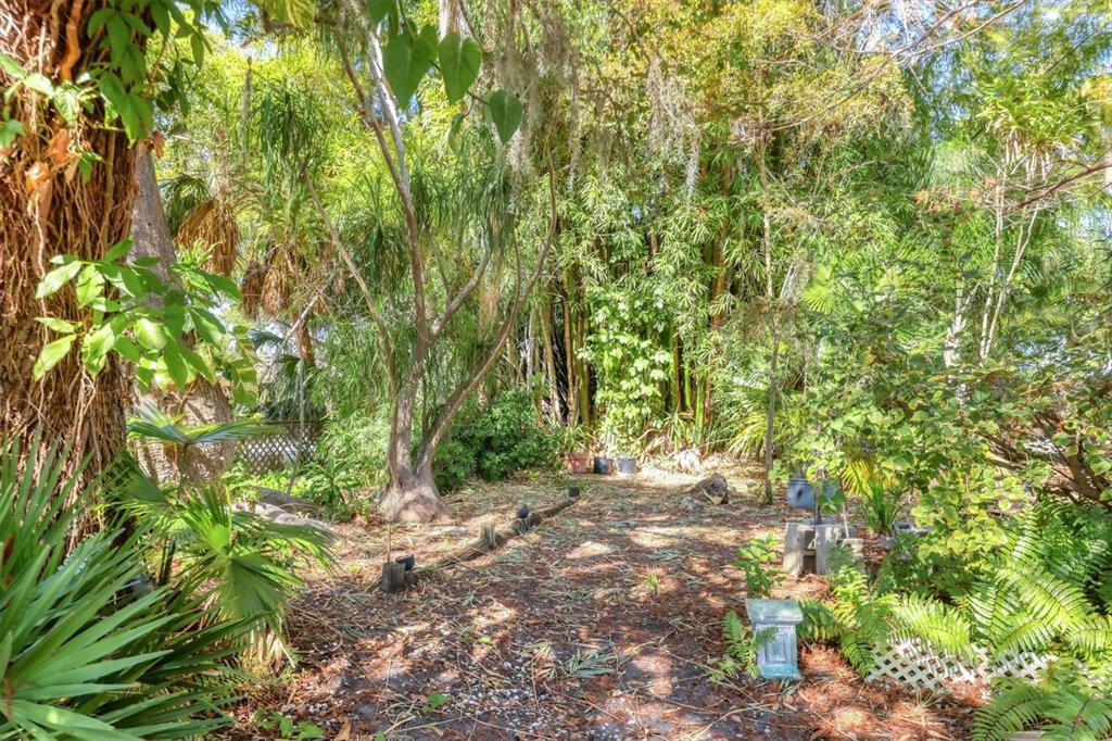 2551 Wilkinson Road Sarasota, FL 34231 - Photo 50 of 56