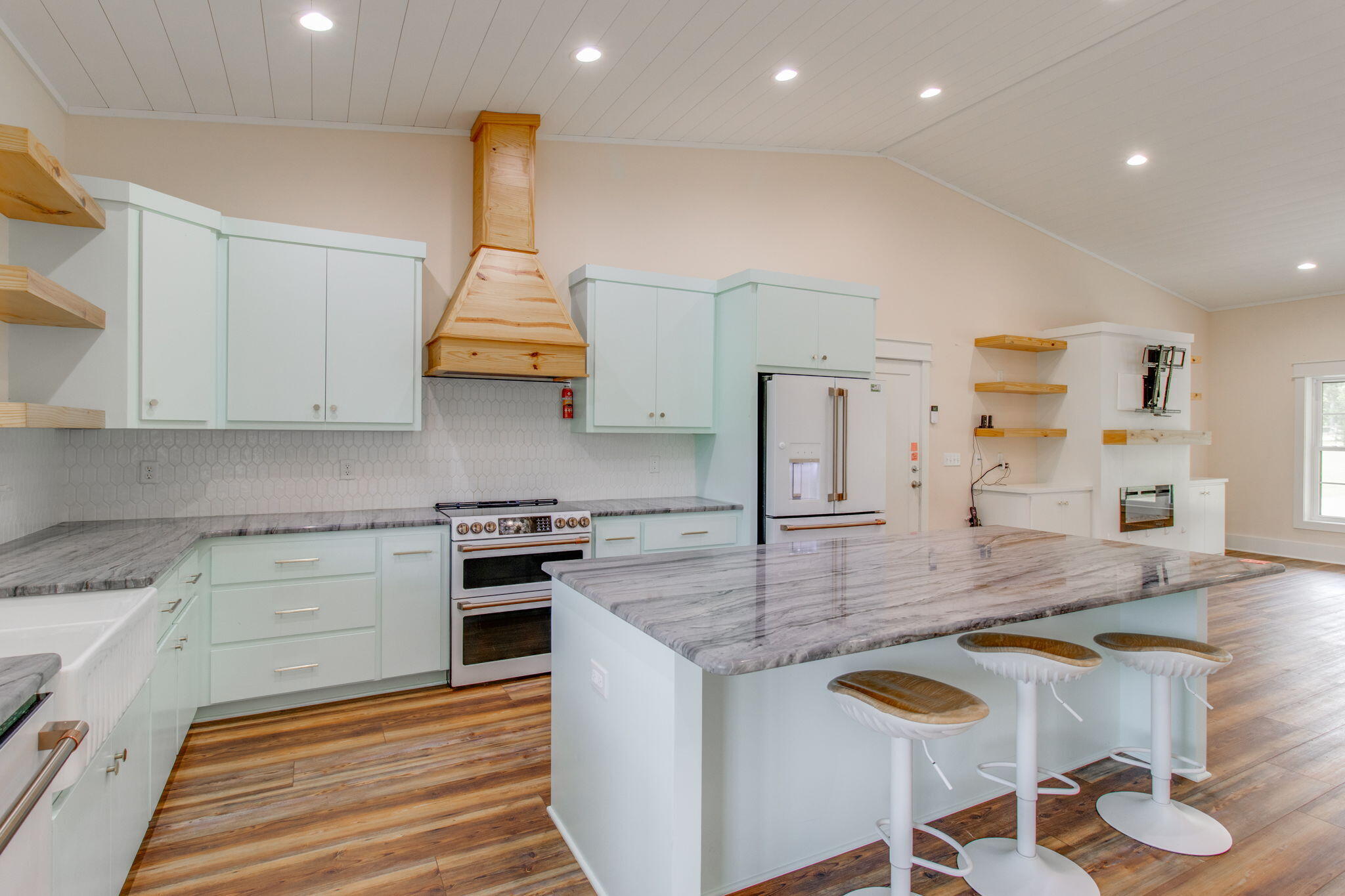 1936 Ben Franklin Road Leesville, SC 29070 - Photo 4 of 58