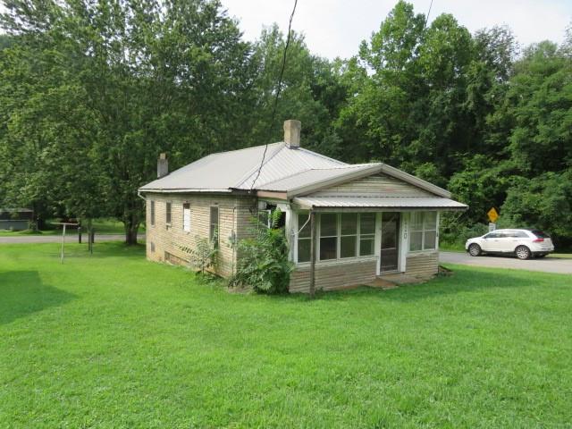 110 Cross Creek Road Avella, PA 15312 - Photo 2 of 3 Gallery Image 2