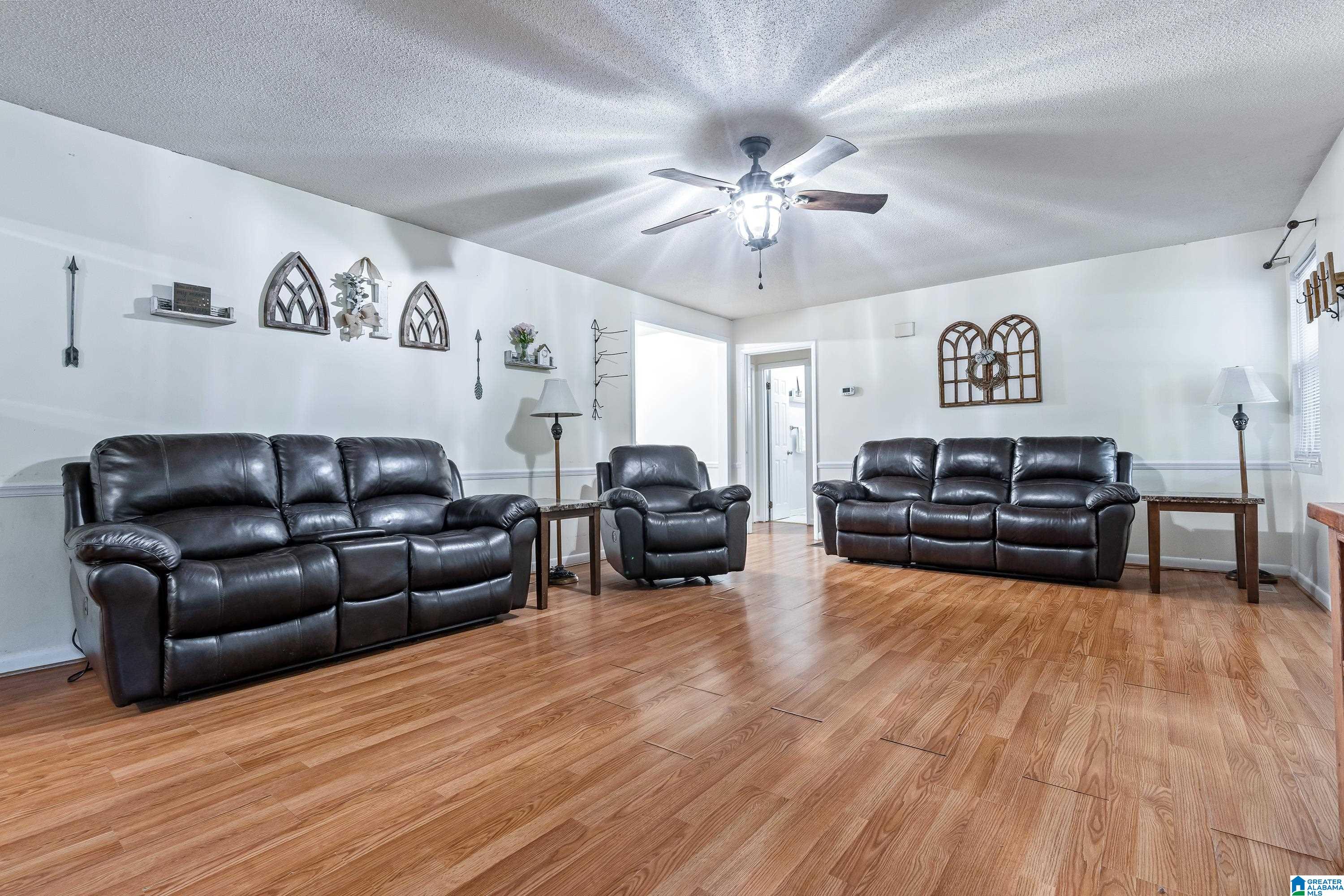 45 Viewpoint Circle Odenville, AL 35120 - Photo 5 of 32
