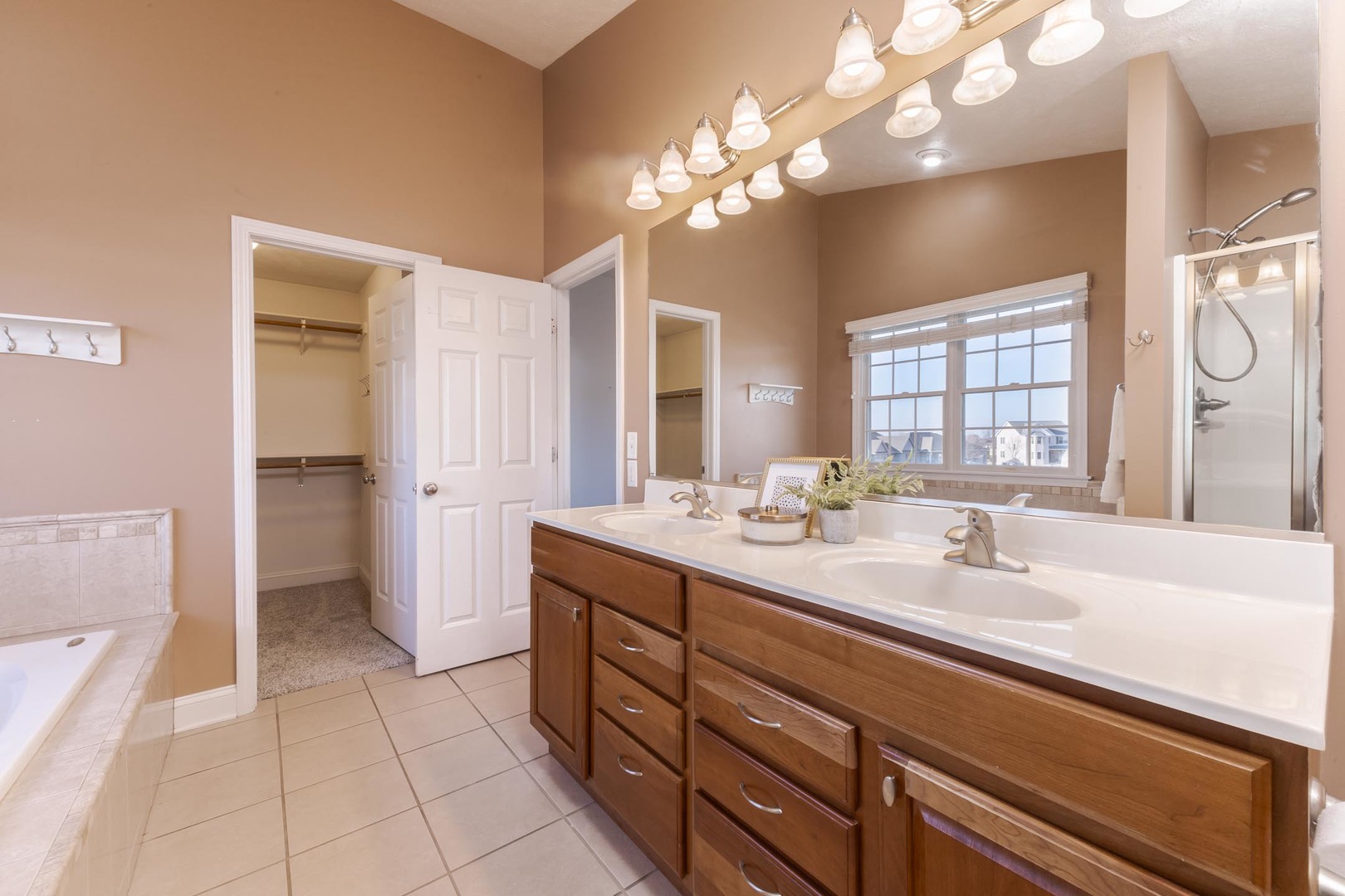 2409 Sanford Lane Normal, IL 61761 - Photo 29 of 59