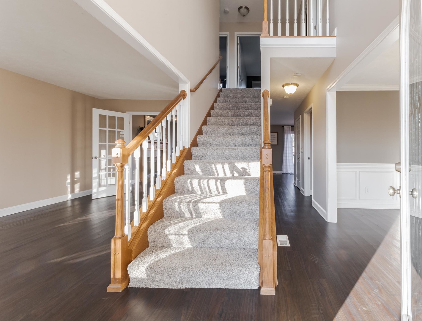 2409 Sanford Lane Normal, IL 61761 - Photo 4 of 59