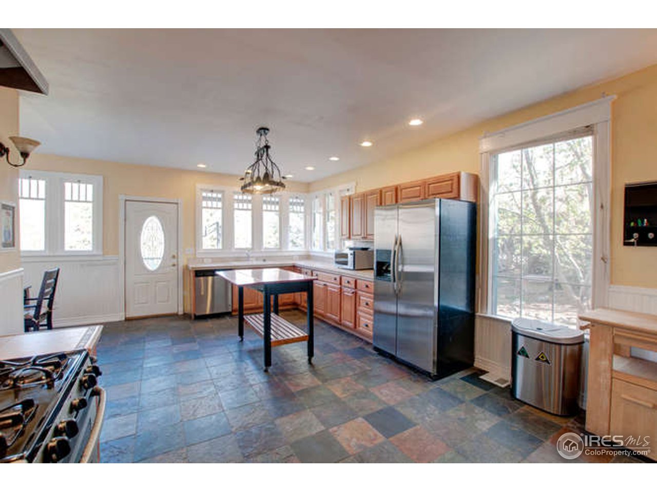 9075 Baseline Road Lafayette, CO 80026 - Photo 6 of 25 Gallery Image 6