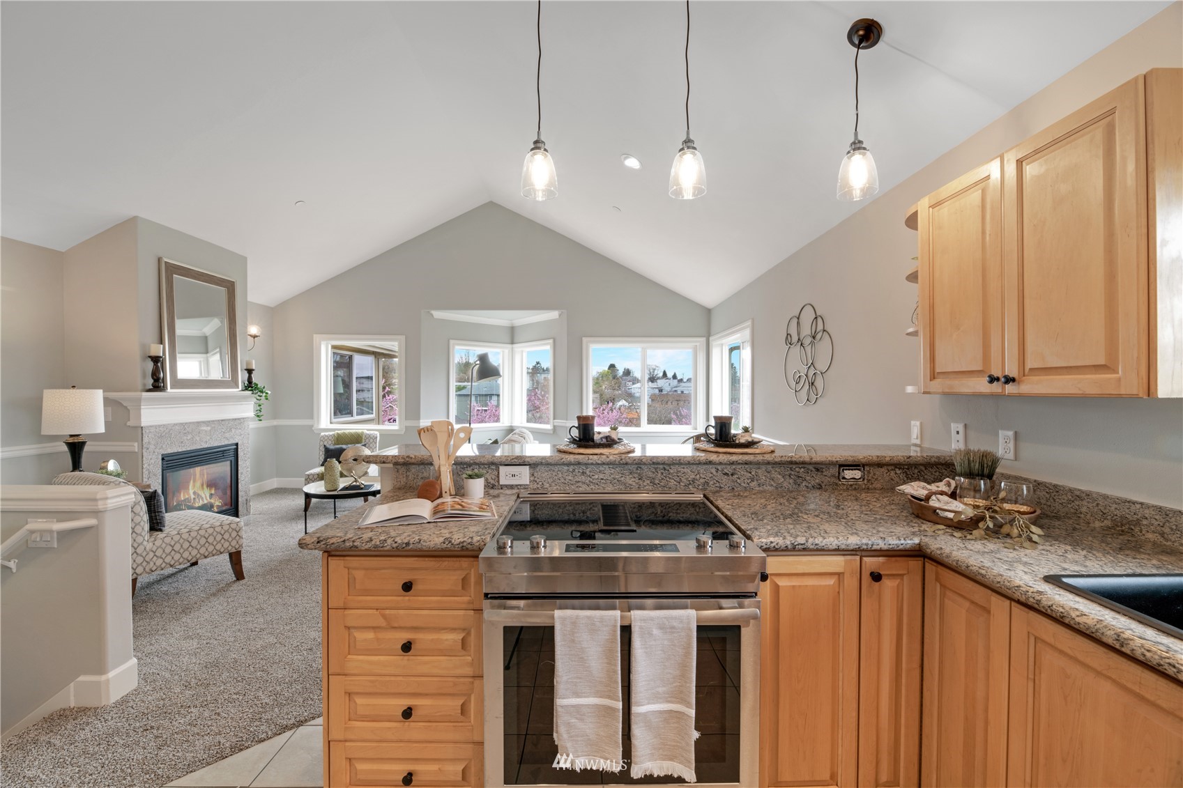 3315 Rockefeller Avenue, Unit 1 Everett, WA 98201 - Photo 8 of 32