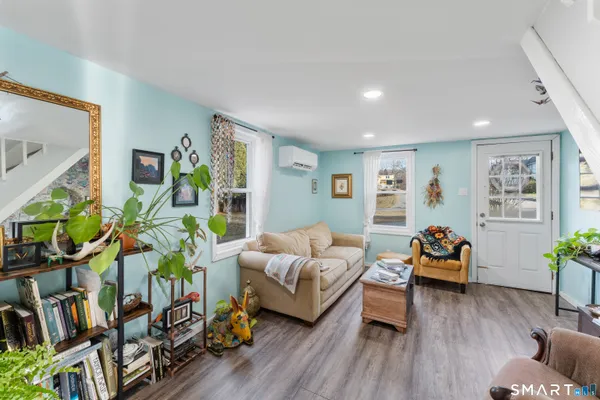 $265,000 | 92 Hunters Avenue, Norwich, CT 06380