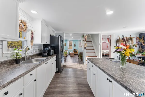 $265,000 | 92 Hunters Avenue, Norwich, CT 06380