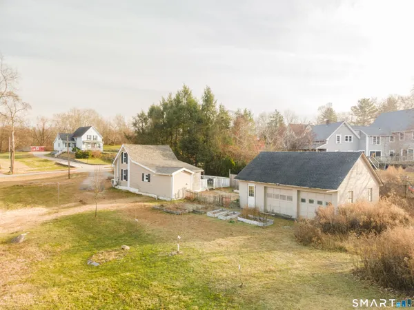 $265,000 | 92 Hunters Avenue, Norwich, CT 06380