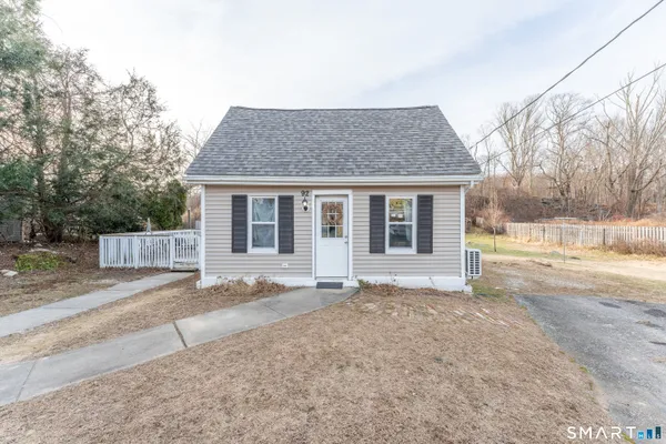 $265,000 | 92 Hunters Avenue, Norwich, CT 06380