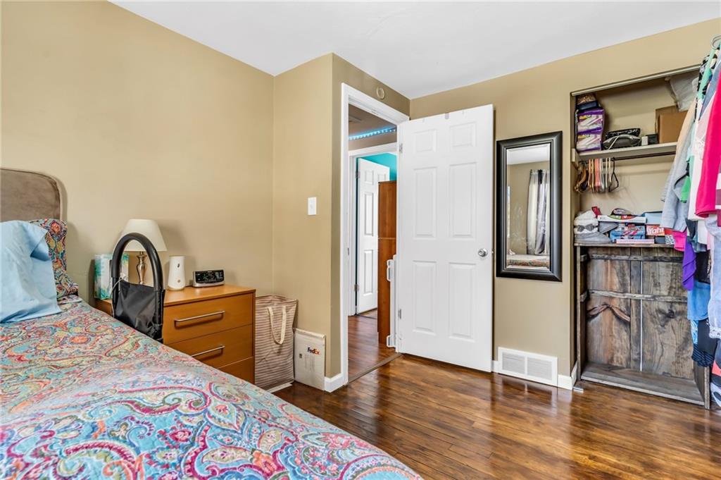 441 Grove Road Verona, PA 15147 - Photo 10 of 25 Gallery Image 10