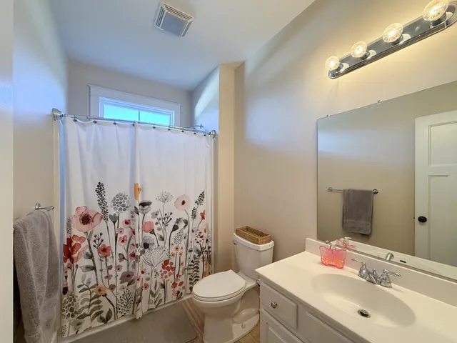 $389,900 | 109 Berkeley Avenue, Grottoes, VA 24441