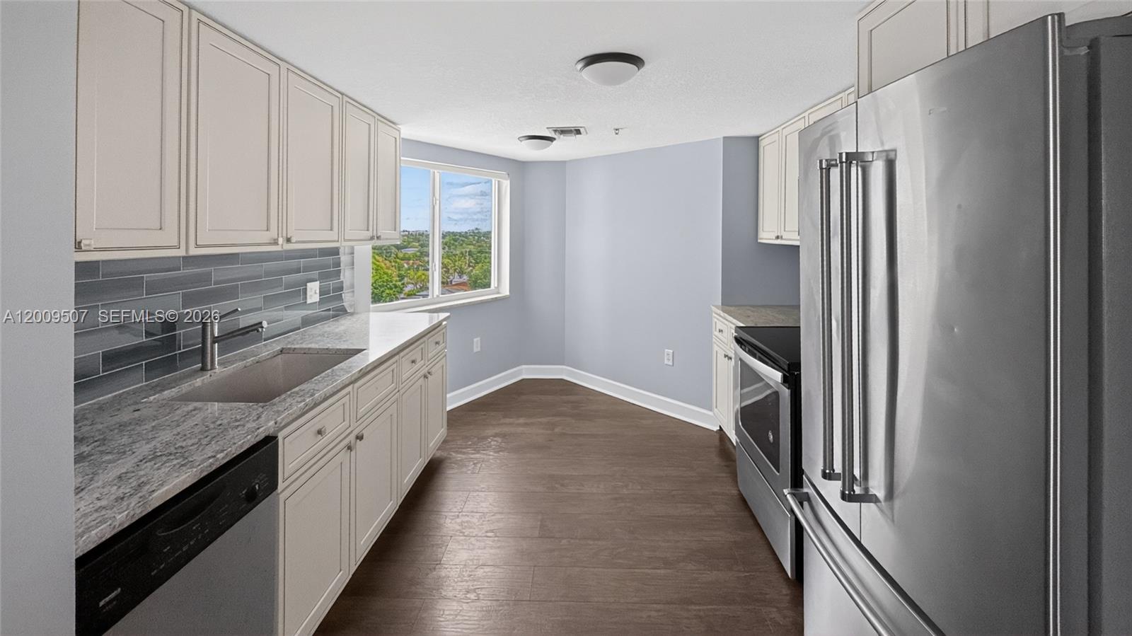 280 Southwest 20th Road, Unit 904 Miami, FL 33129 - Photo 15 of 34