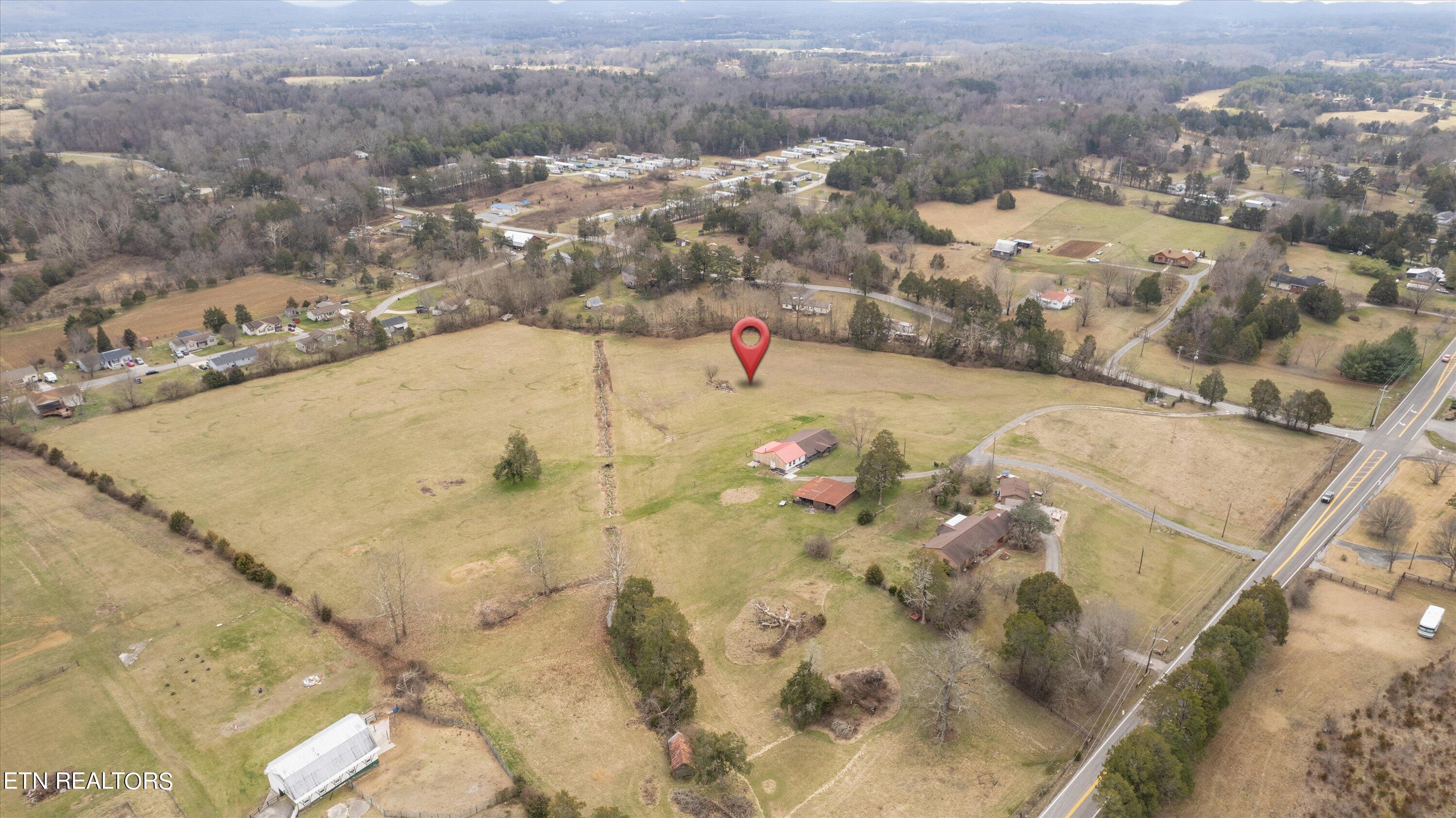 Corryton Road Corryton, TN 37721 - Photo 4 of 13 04-TazewellPike03