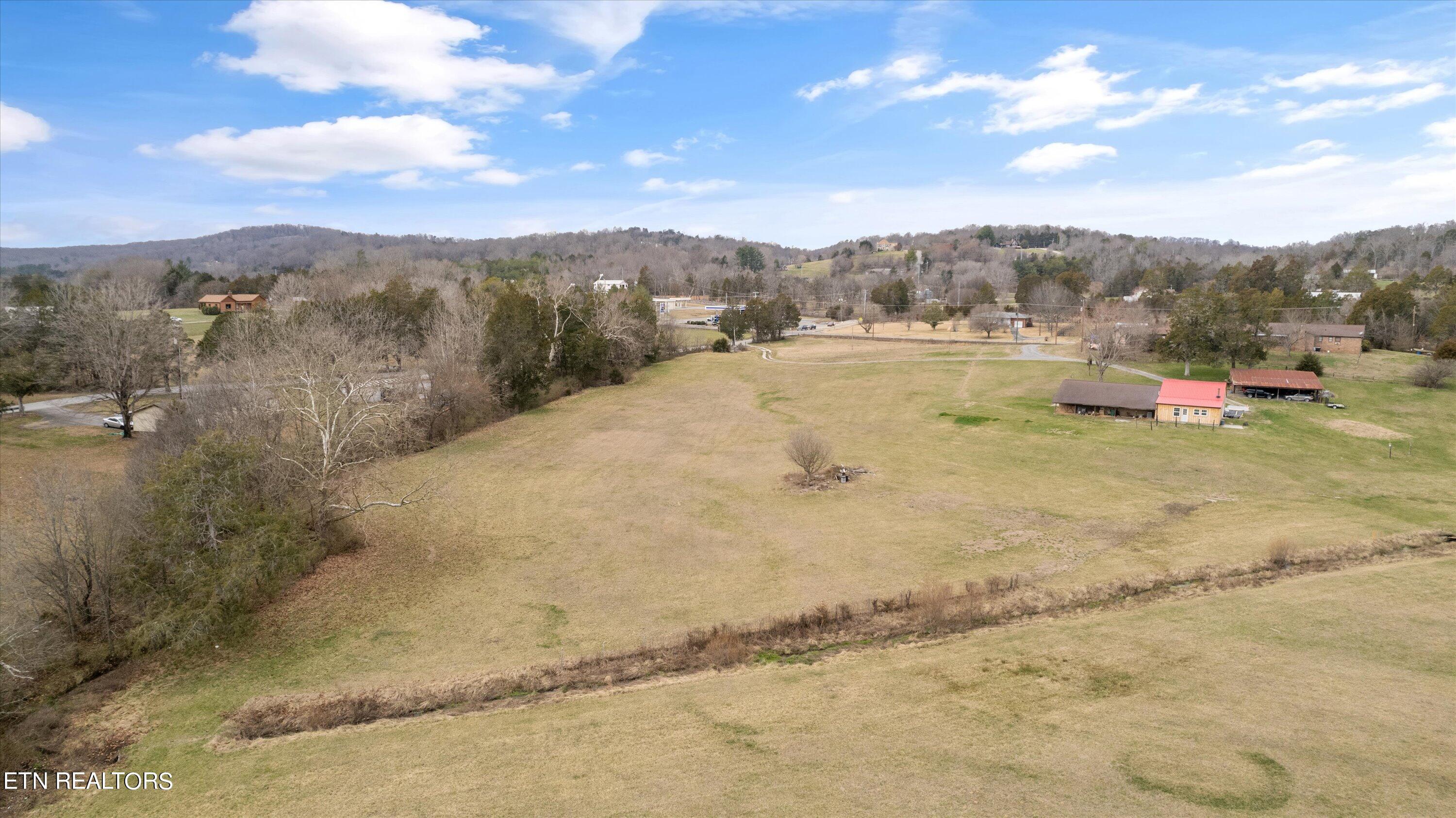Corryton Road Corryton, TN 37721 - Photo 9 of 13 09-TazewellPike06