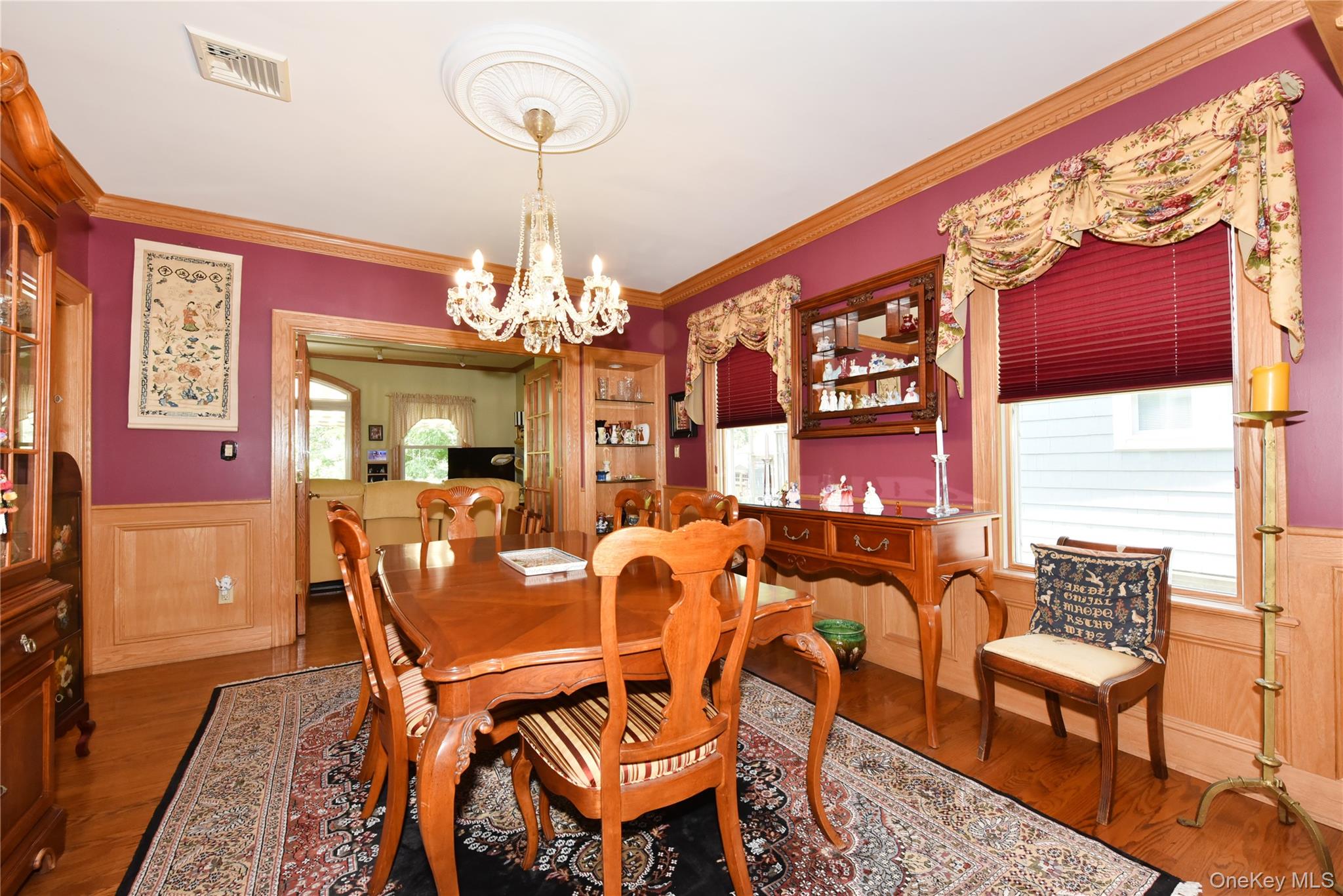 328 38th Road Queens, NY 11363 - Photo 13 of 35
