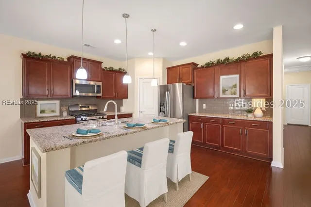 $574,900 | 18 Yonges Island Drive, Bluffton, SC 29910