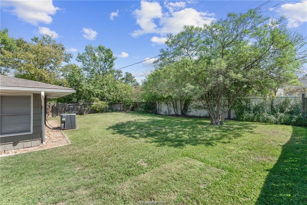 401 Helena Street Bryan, TX 77801 - Photo 21 of 21 a view of a outdoor space