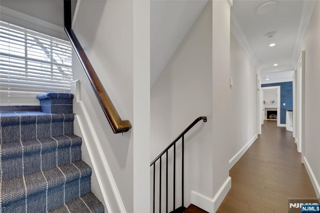 292 Maple Street Englewood, NJ 07631 - Photo 21 of 48