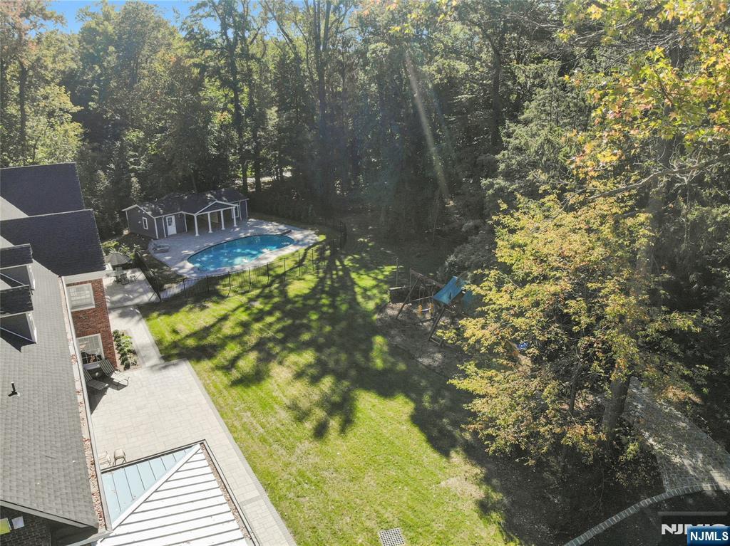 292 Maple Street Englewood, NJ 07631 - Photo 46 of 48