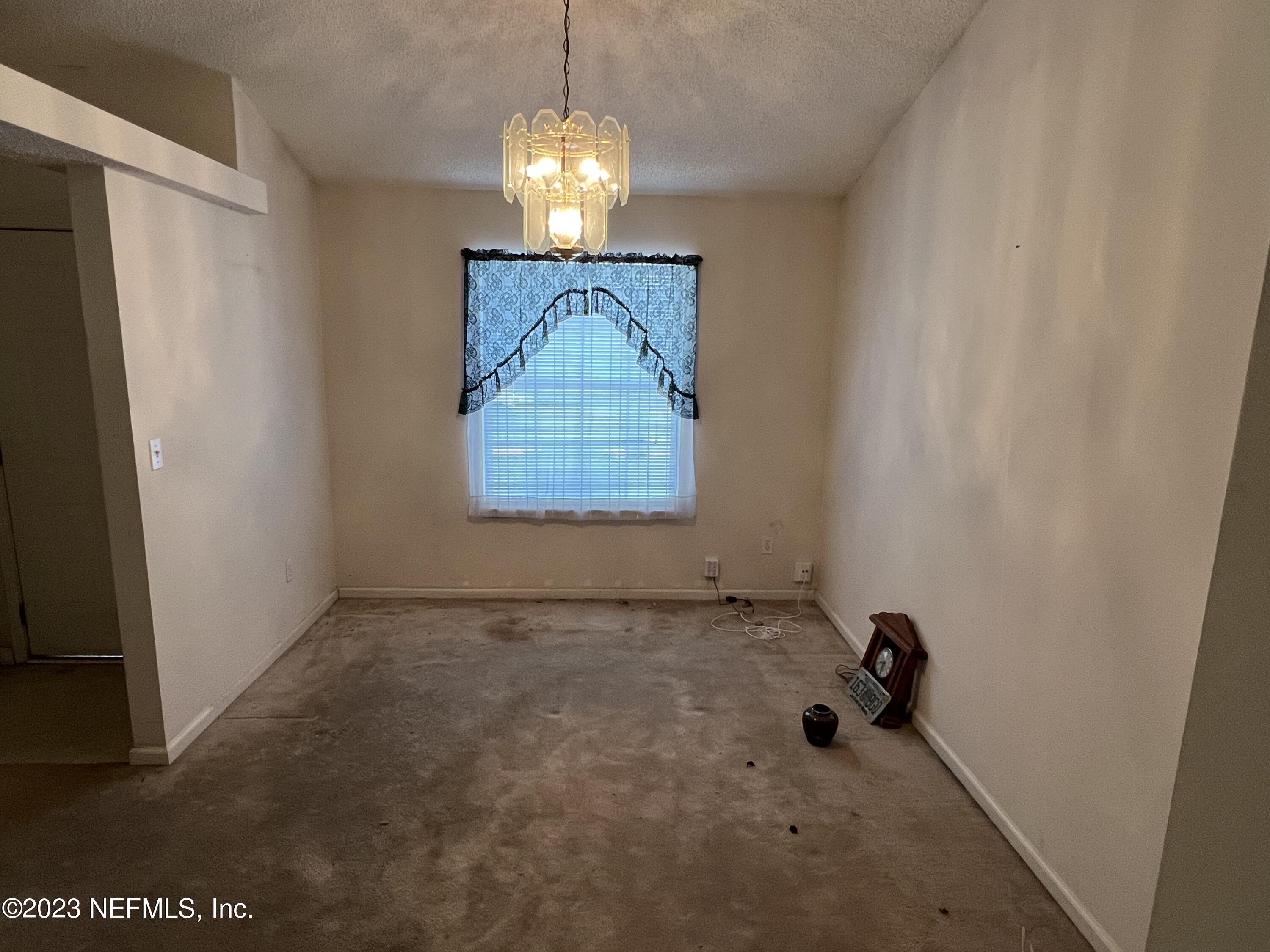 3918 Star Leaf Road Jacksonville, FL 32210 - Photo 8 of 20 Dining Room