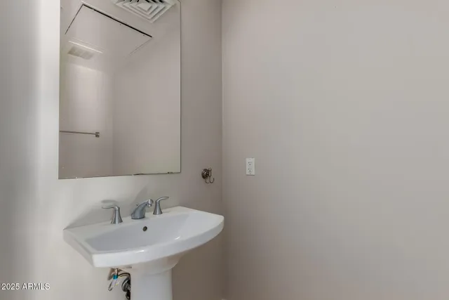 $360,000 | 310 South 4th Street, Unit 1902, Phoenix, AZ 85004