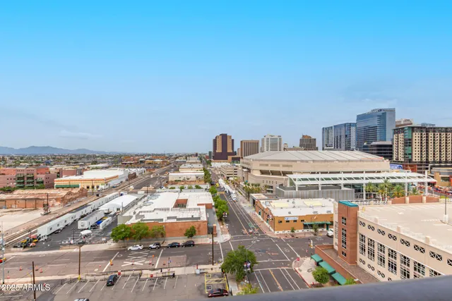 $360,000 | 310 South 4th Street, Unit 1902, Phoenix, AZ 85004