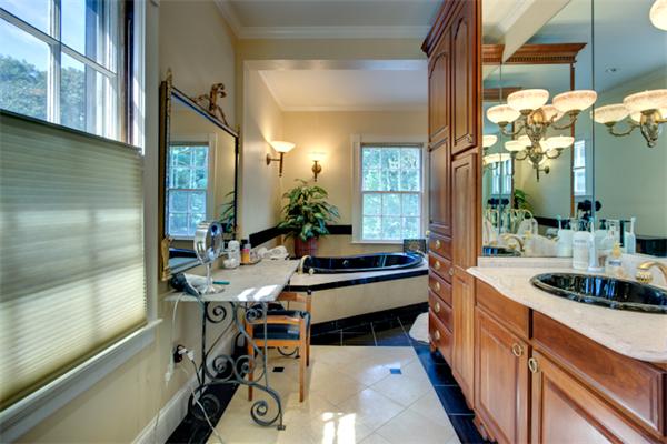 224 Hinckley Road Milton, MA 02186 - Photo 20 of 30 Gallery Image 20