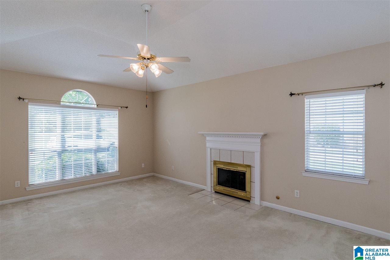 102 Stone Hill Circle Pelham, AL 35124 - Photo 6 of 29