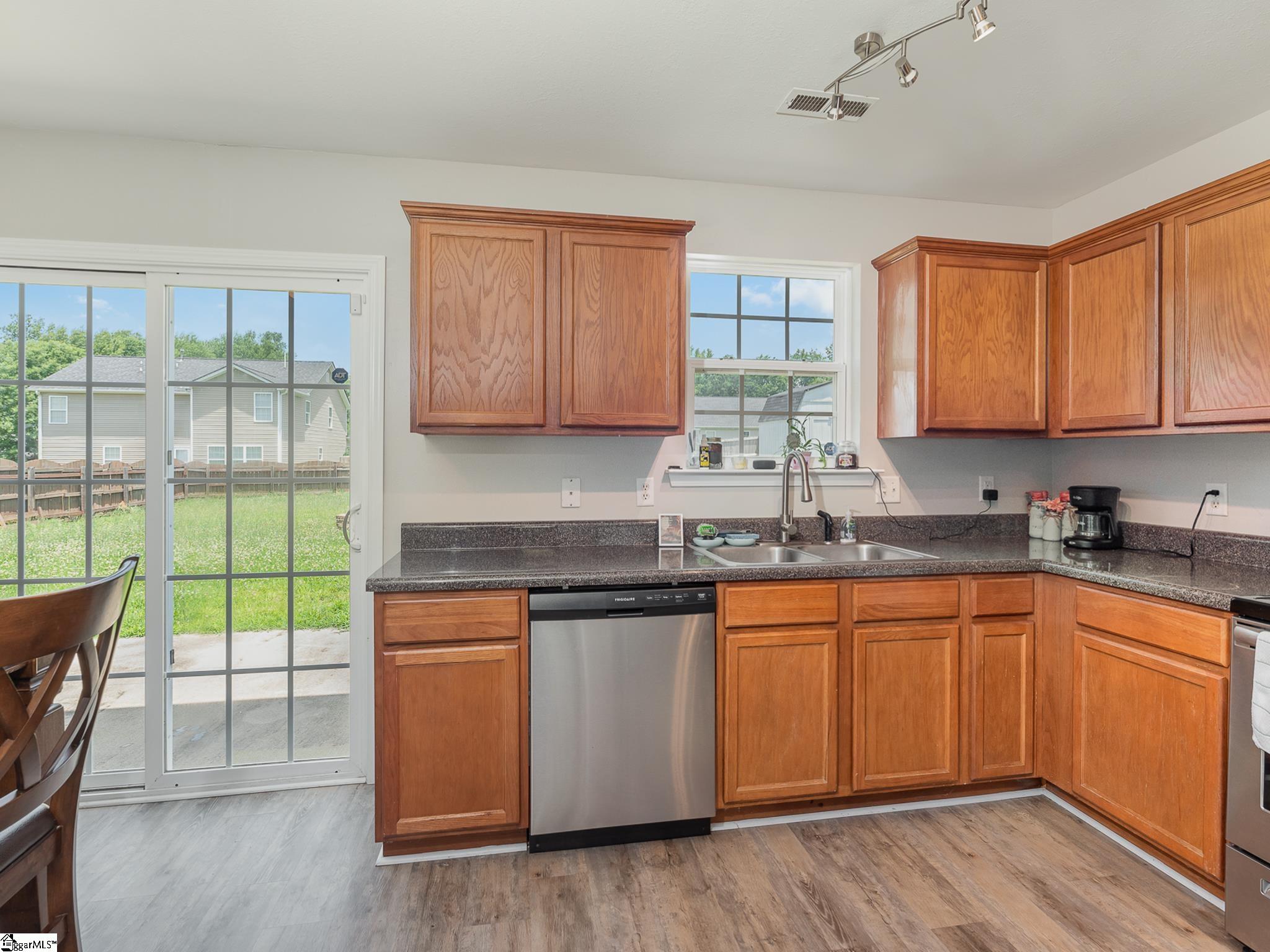 48 Brisbane Drive Fountain Inn, SC 29644 - Photo 11 of 36