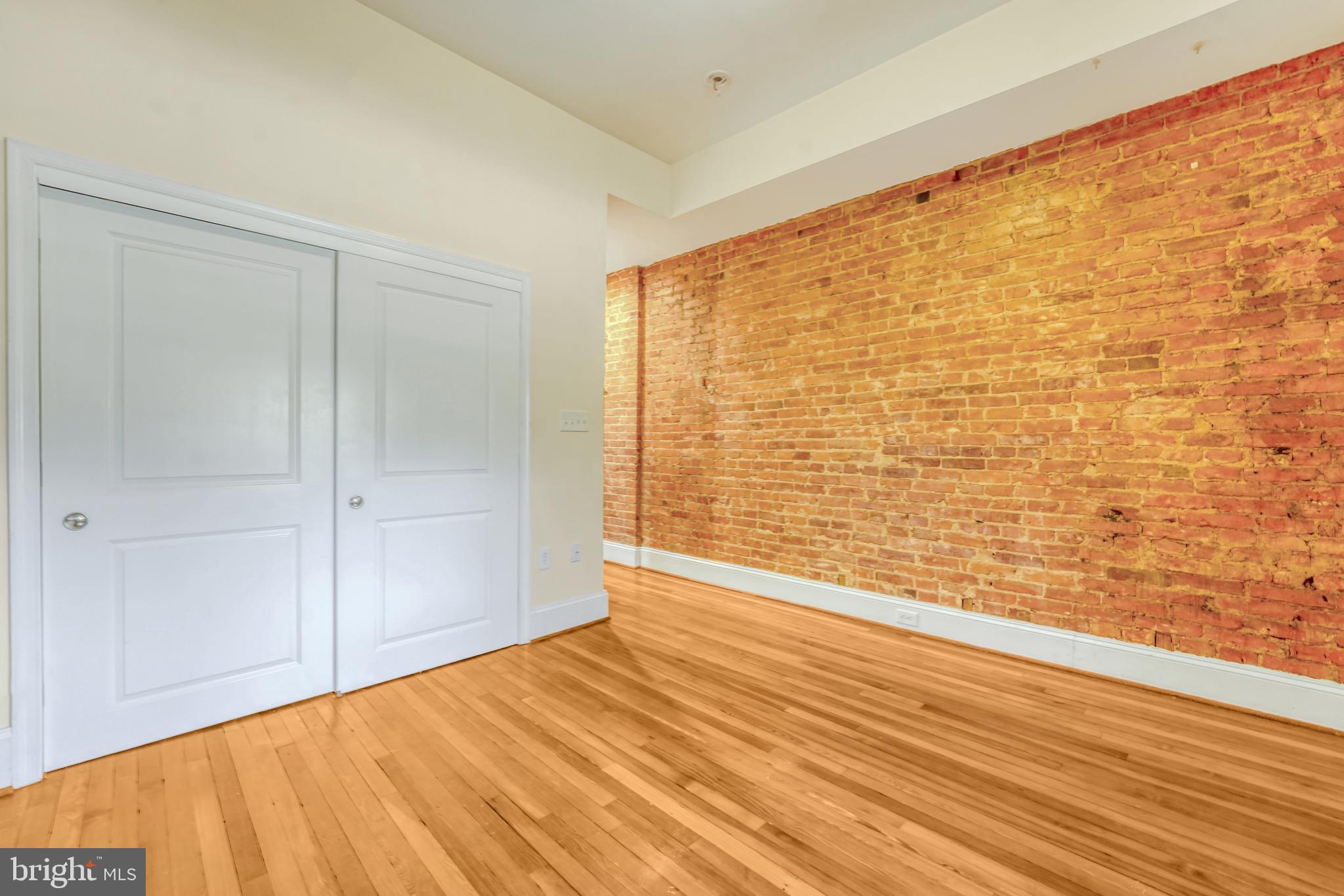 1929 Calvert Street Northwest Washington, DC 20009 - Photo 14 of 21