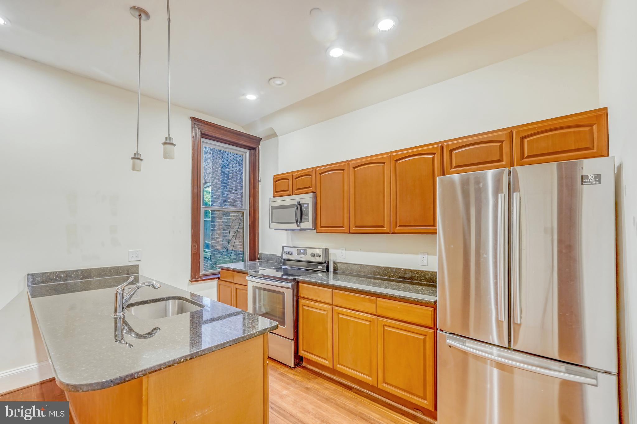 1929 Calvert Street Northwest Washington, DC 20009 - Photo 10 of 21