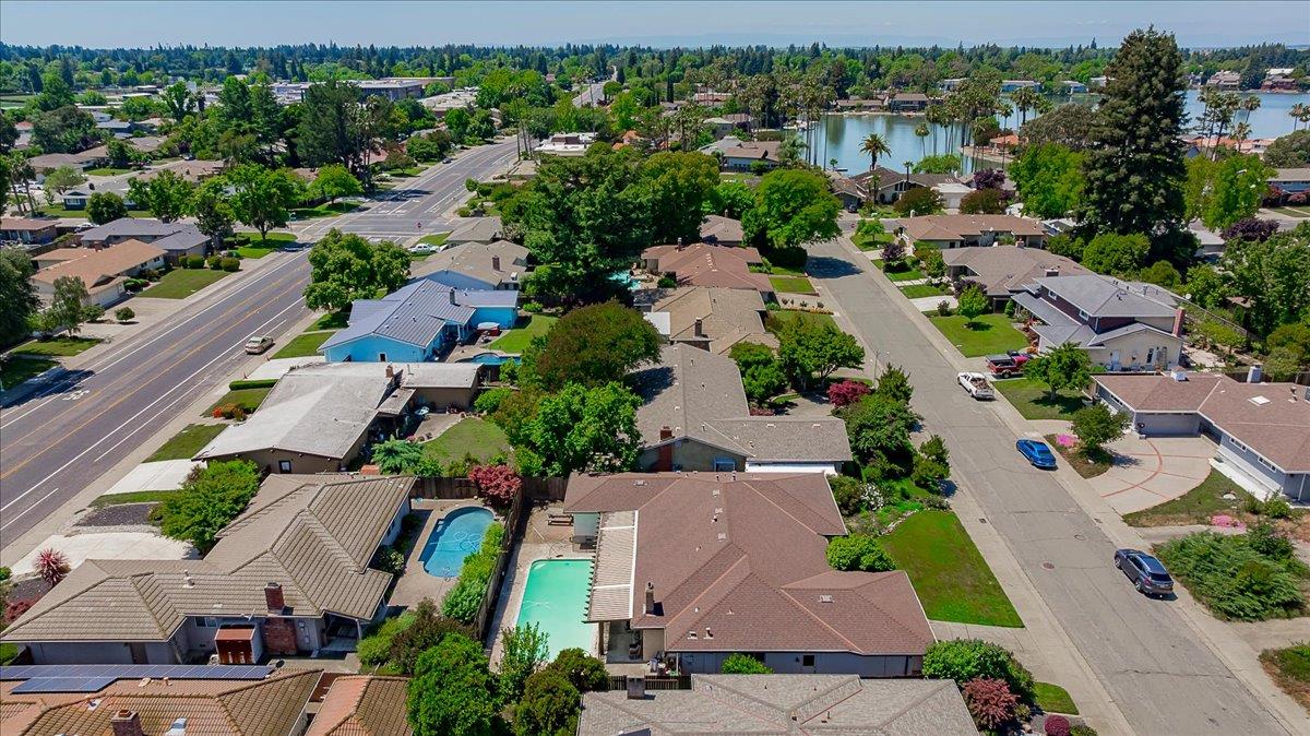 69 Springbrook Circle Sacramento, CA 95831 - Photo 5 of 29