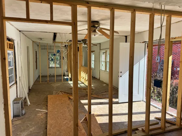 $75,000 | 409 3rd Street Southeast, Havana, FL 32333