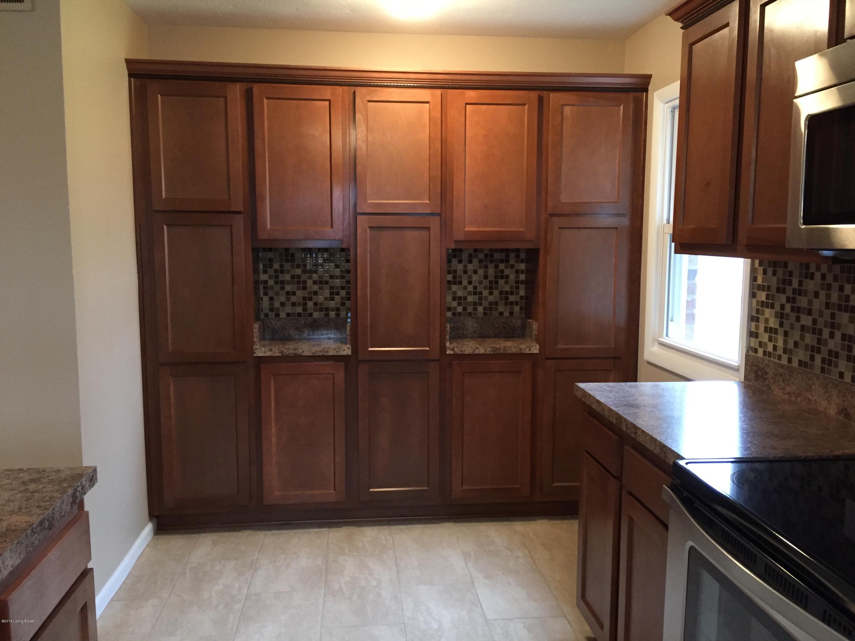6804 Barfield Road Louisville, KY 40258 - Photo 12 of 32 IMG_2629