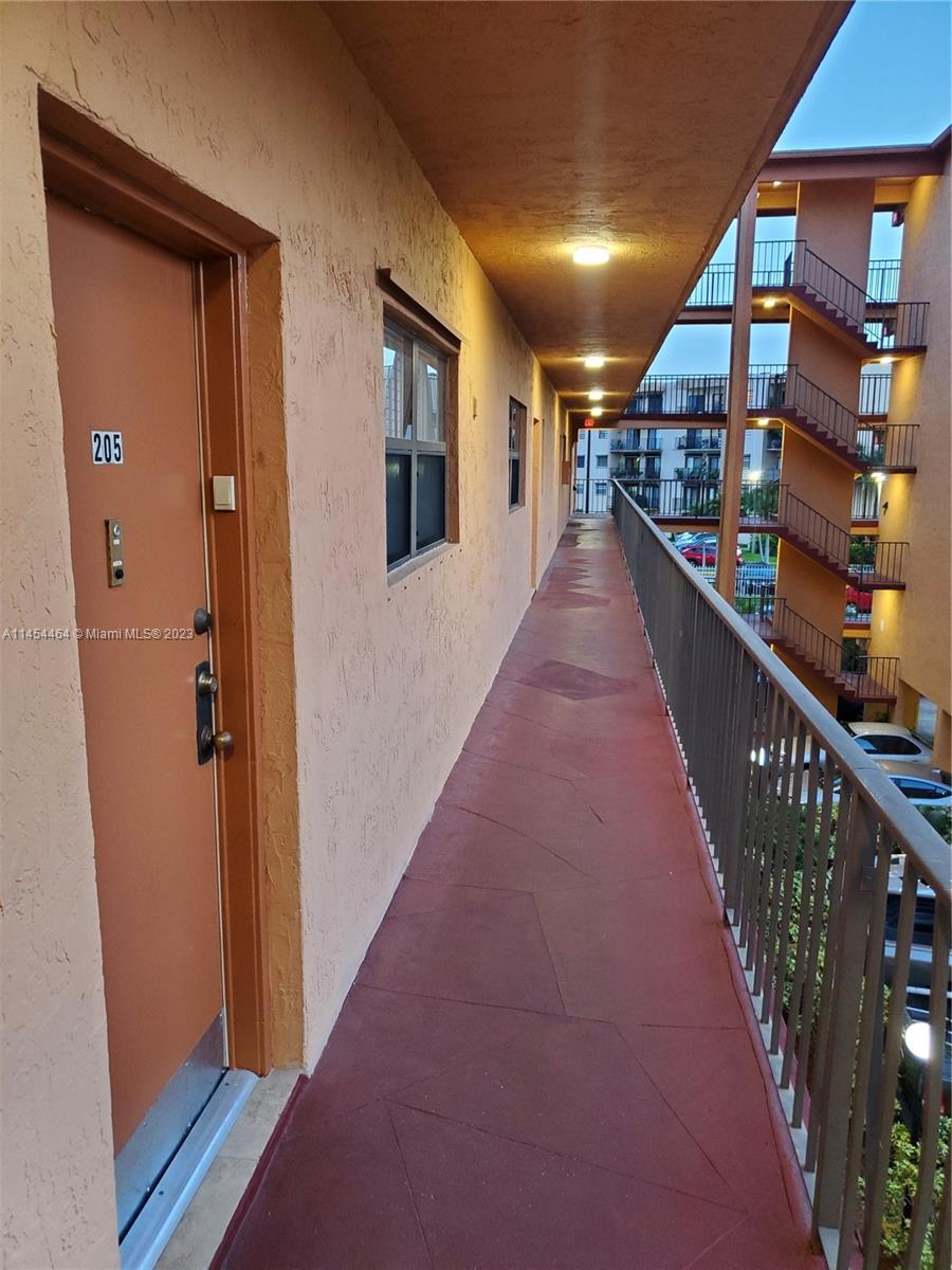 Hialeah Hialeah, FL 33012 - Photo 7 of 21