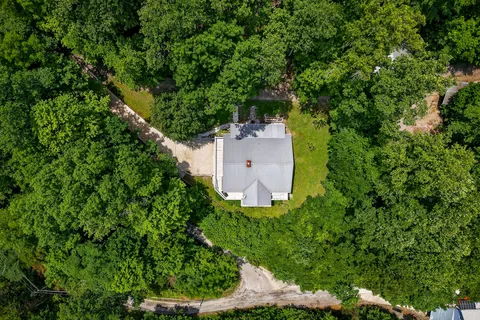 $619,900 | 1038 Lakeside Drive, Smithville, TN 37166