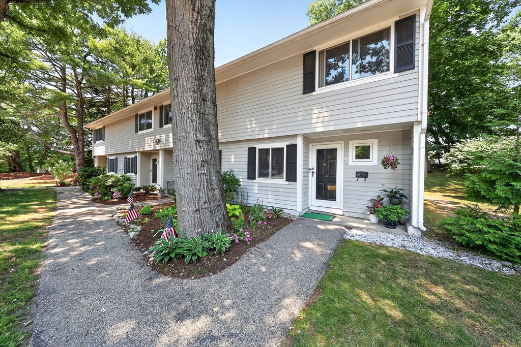 1 Beal's Cove Road, Unit D Hingham, MA 02043 - Photo 1 of 28